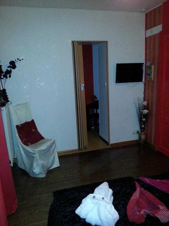 A La Belle Carpe Hotel Vauquois ภายนอก รูปภาพ